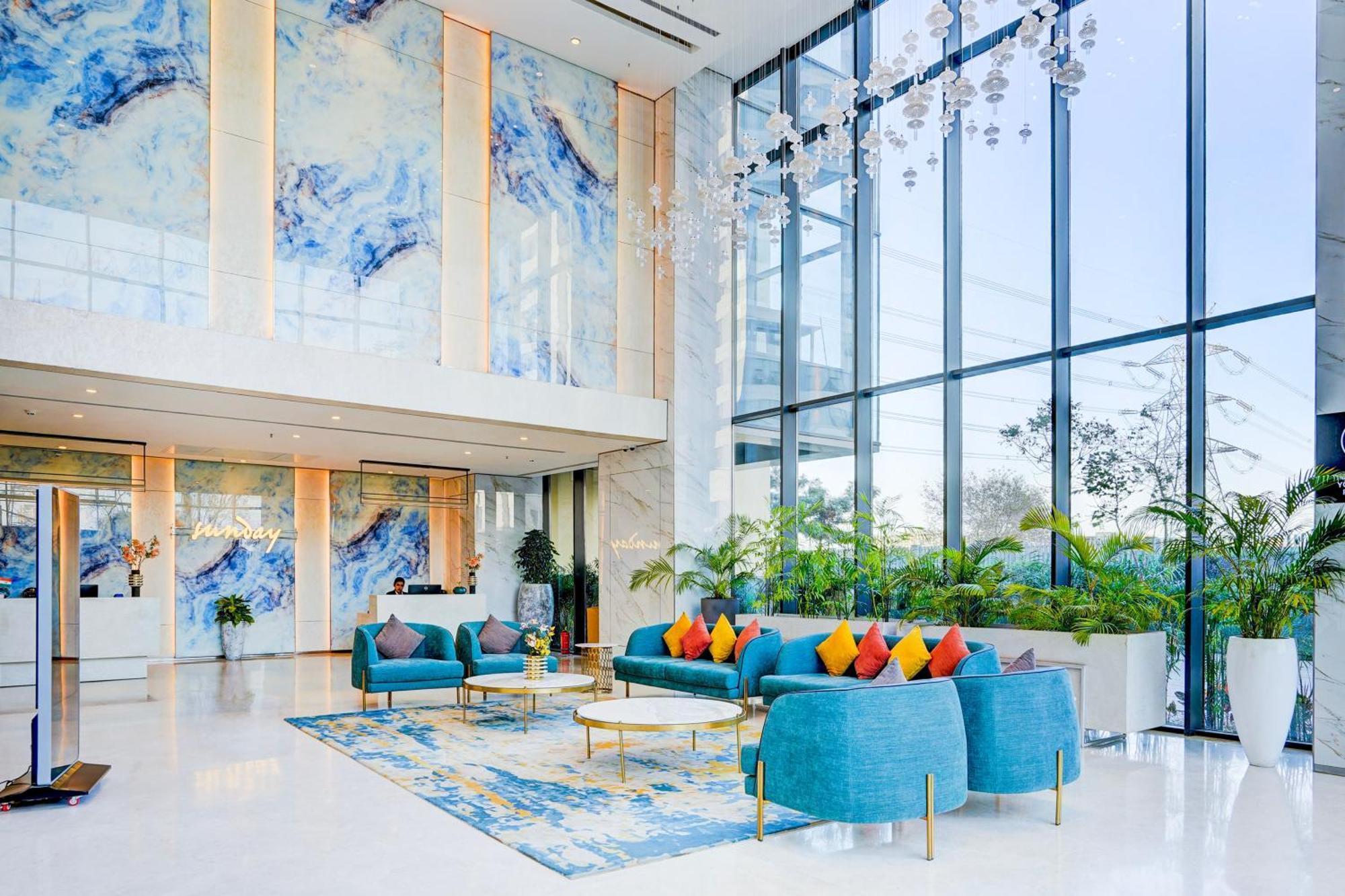 Sunday Hotels And Residences Gurgaon Exterior foto