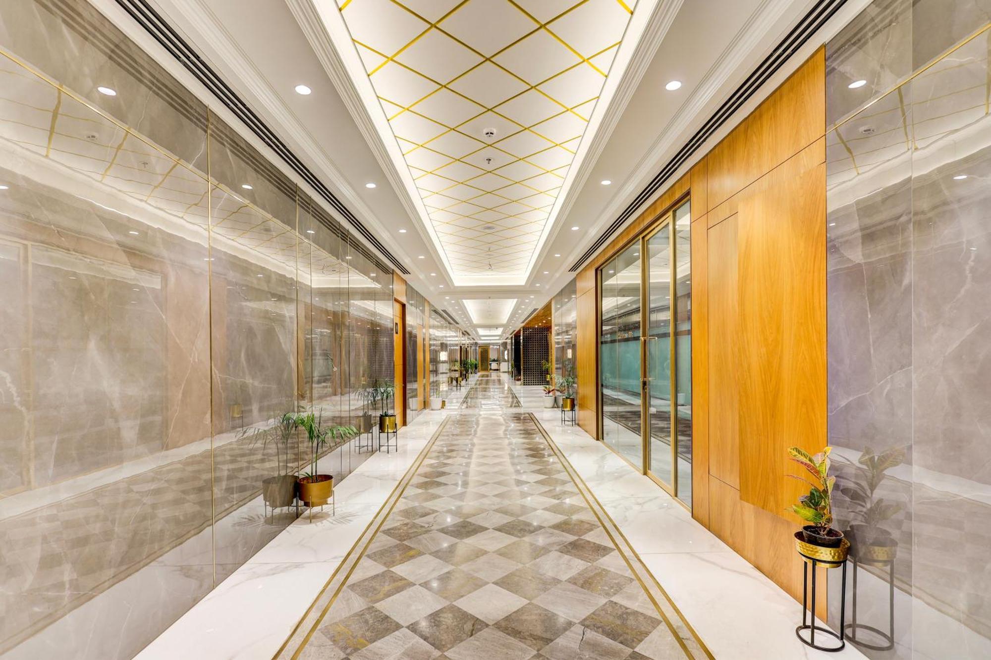 Sunday Hotels And Residences Gurgaon Exterior foto